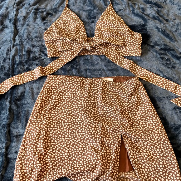 Size Small Bundle - Picture 4 of 6